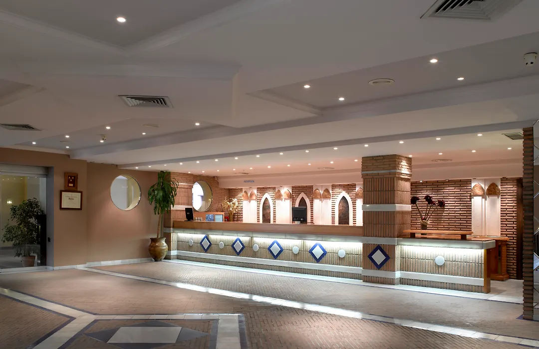 Hotel Macia Alfaros-1